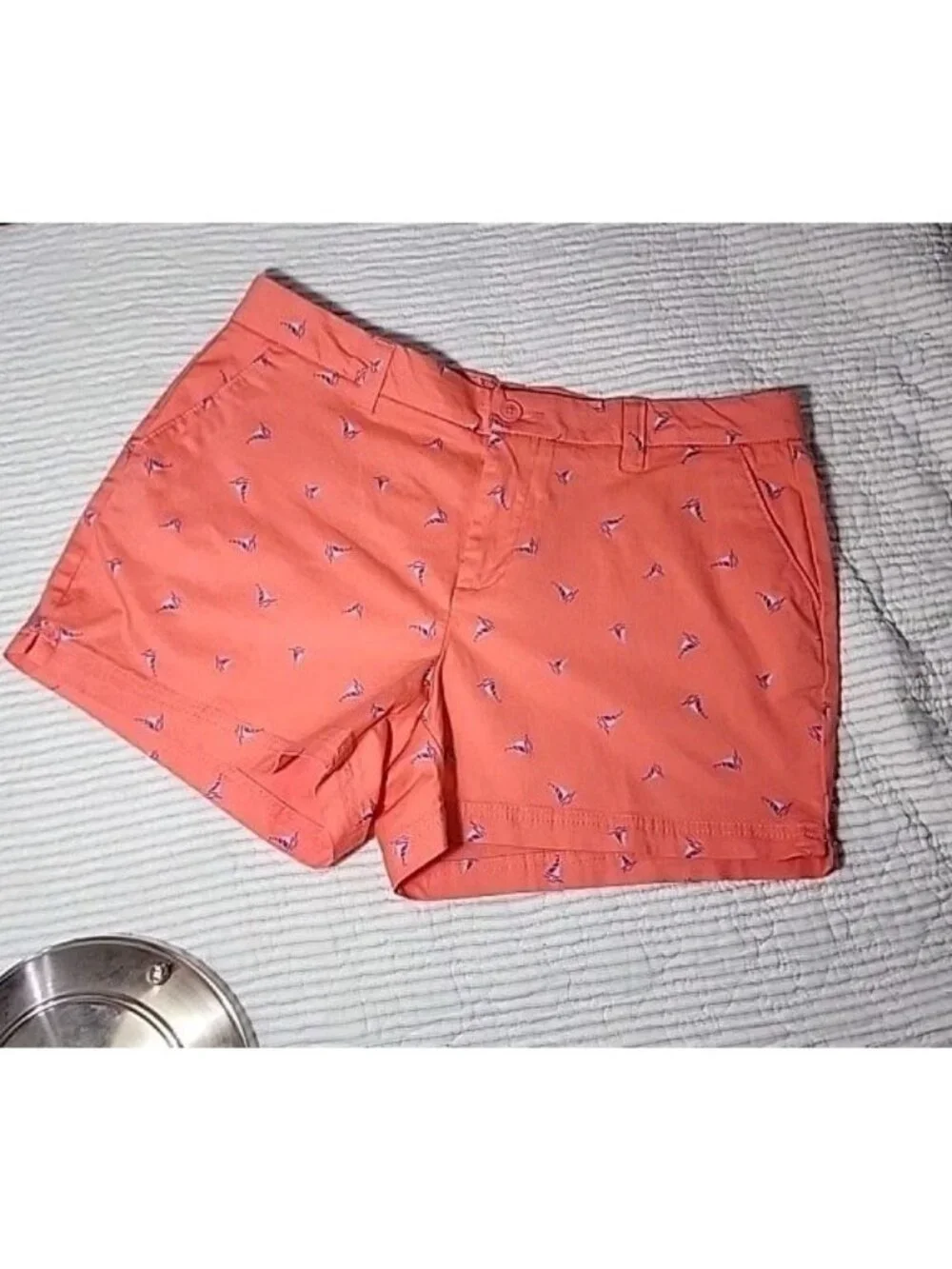 MAGELLAN SHORTS WOMENS 12 Coral SAILBOATS Novelty Print Nautical EUC Beach Vacay